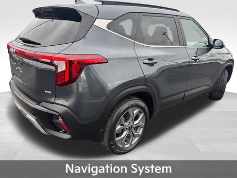 Used 2024 Kia Seltos S AWD/4WD image 8