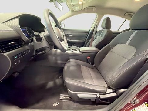 Used 2024 Nissan Sentra SV image 15