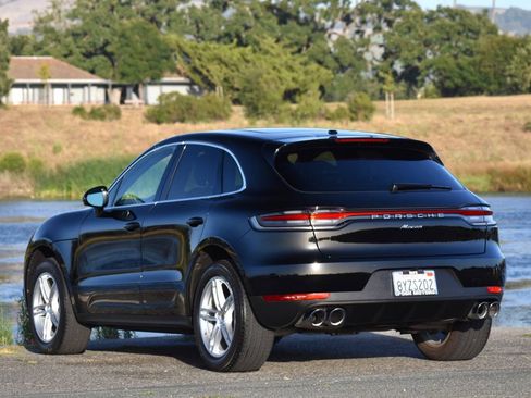 Used 2021 Porsche Macan AWD/4WD image 15