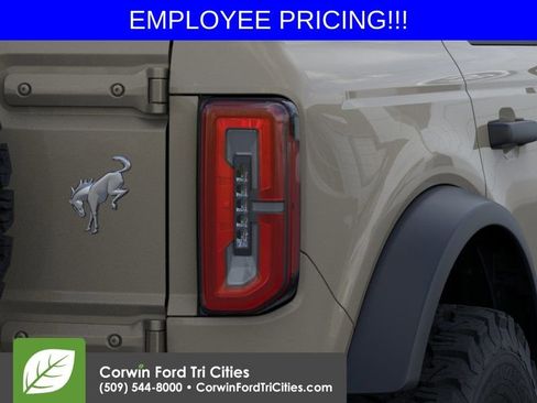New 2026 Ford Bronco Badlands AWD/4WD image 23