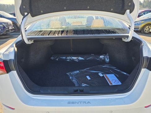 Used 2025 Nissan Sentra SV w/ SV Premium Package image 13
