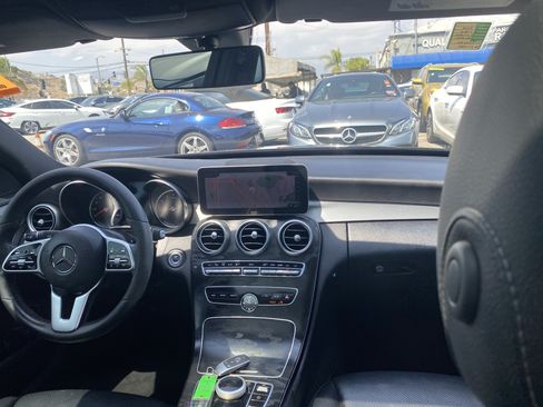 Used 2019 Mercedes-Benz C 300 Sedan w/ Premium Package image 26