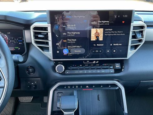 Used 2025 Toyota Sequoia SR5 image 6