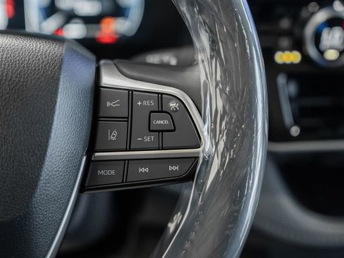 New 2026 Toyota Highlander Platinum image 30