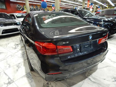 Used 2020 BMW 540i xDrive w/ M Sport Package image 9