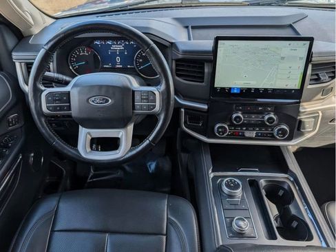 Used 2024 Ford Expedition Max XLT AWD/4WD image 25