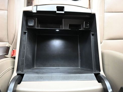 Used 2019 GMC Yukon SLT image 25