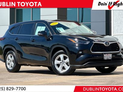 Used 2025 Toyota Highlander LE