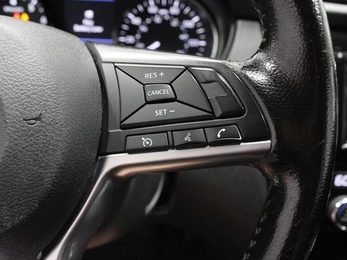 Certified 2022 Nissan Rogue Sport SV AWD/4WD image 27