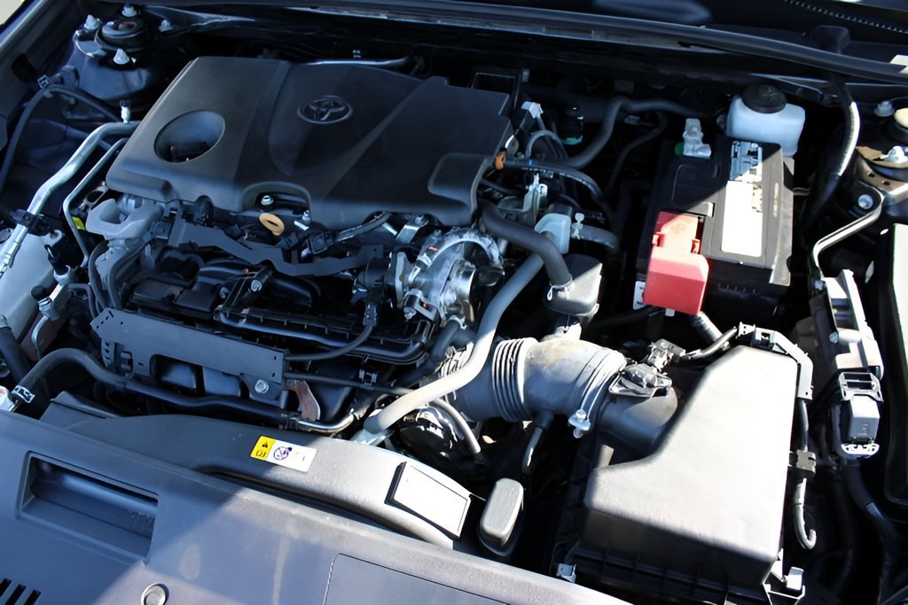 Used 2022 Toyota Camry LE AWD/4WD image 27