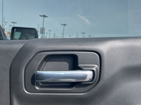 Used 2021 Chevrolet Silverado 1500 Custom Trail Boss image 47