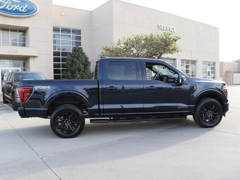Used 2025 Ford F150 Lariat w/ Equipment Group 502A High AWD/4WD image 7