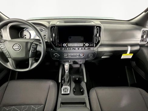 New 2026 Nissan Frontier SV AWD/4WD image 10