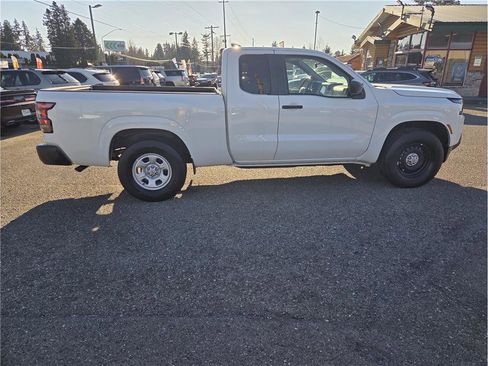 Used 2024 Nissan Frontier S w/ S Utility Package image 6