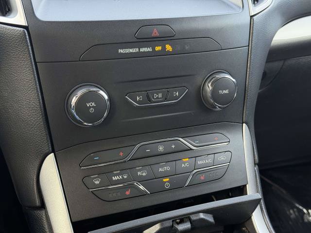 Used 2019 Ford Edge SEL w/ Equipment Group 201A AWD/4WD image 25