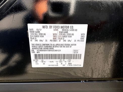 Used 2017 Ford Explorer Platinum AWD/4WD image 33