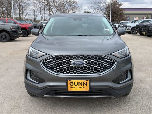 Used 2024 Ford Edge SEL image 8