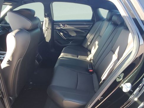 Used 2021 Honda Accord Sport image 23
