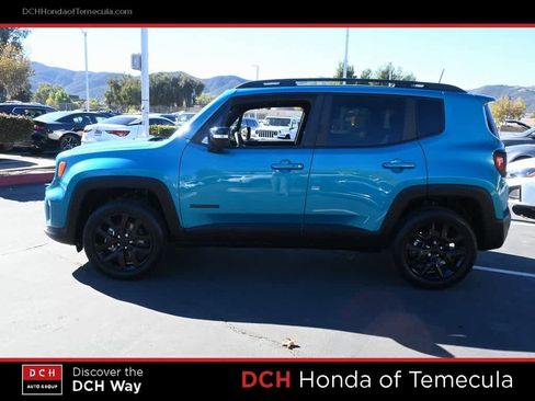 Used 2022 Jeep Renegade Altitude image 4