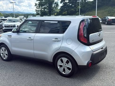 Used 2022 Kia Soul X-Line FWD image 8