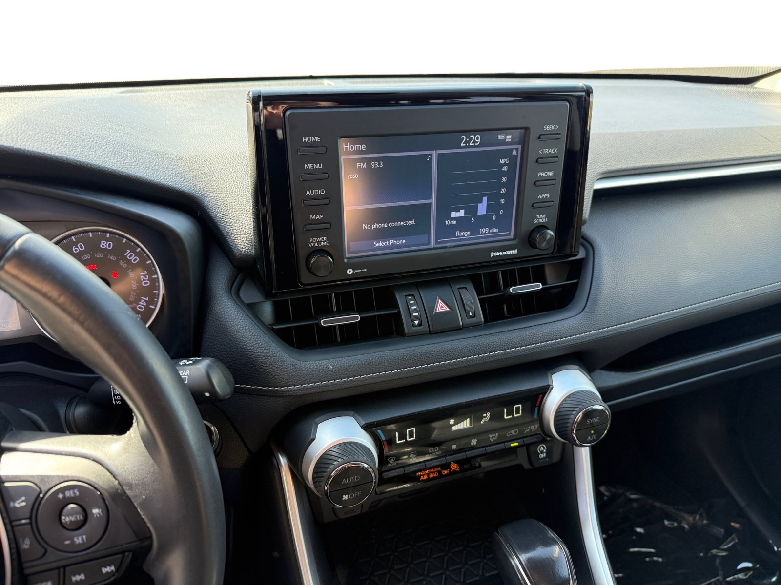 Used 2021 Toyota RAV4 XLE Premium FWD image 12