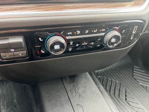 Used 2023 Chevrolet Silverado 1500 RST image 20