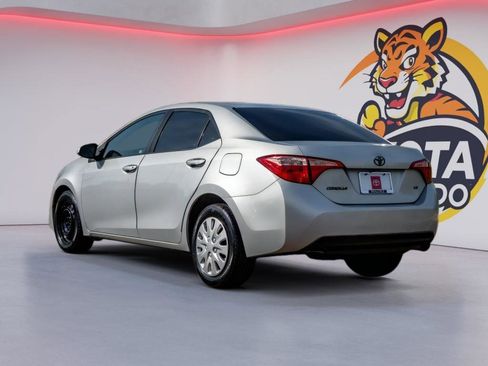 Used 2017 Toyota Corolla LE w/ Carpet Mat Package (TMS) image 7