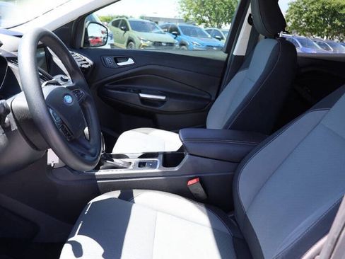Used 2018 Ford Escape SE w/ SE Sync 3 Package AWD/4WD image 13