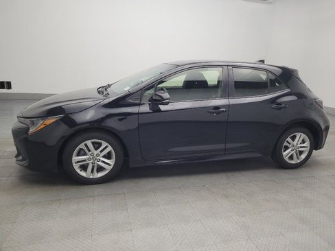 Used 2021 Toyota Corolla SE w/ SE Preferred Package image 2