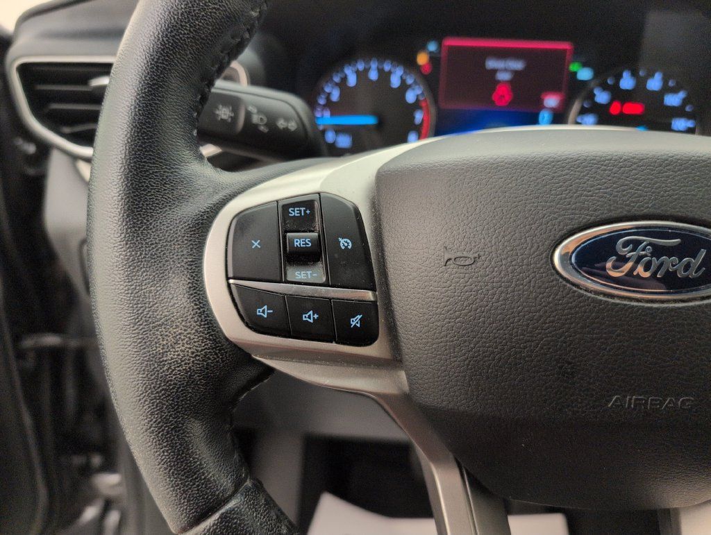 Used 2021 Ford Explorer XLT w/ Equipment Group 202A RWD image 36