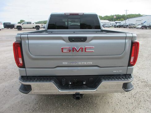 New 2026 GMC Sierra 1500 SLT w/ SLT Convenience Package AWD/4WD image 7