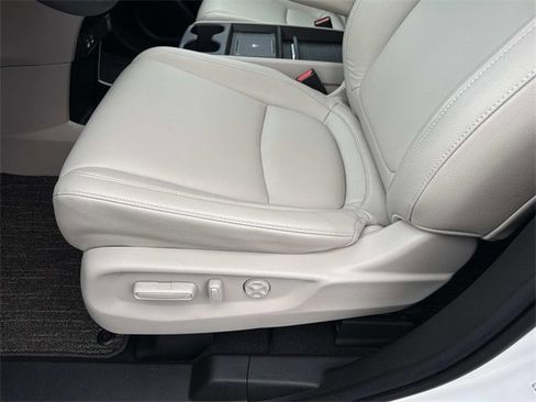 Certified 2026 Honda Odyssey EX-L image 13
