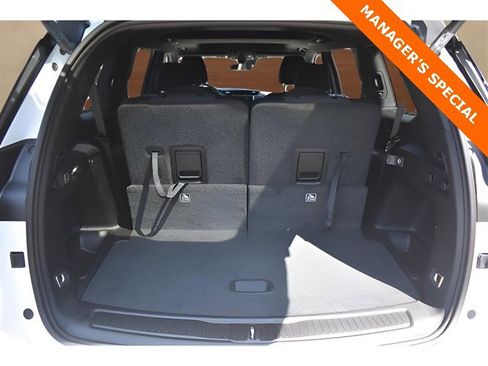 New 2025 Jeep Grand Cherokee L Laredo w/ Luxury Tech Group I image 24