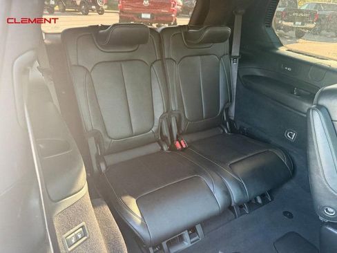 Used 2023 Jeep Grand Cherokee L Overland AWD/4WD image 13