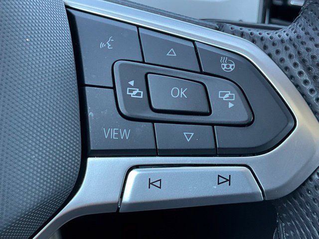 Certified 2023 Volkswagen Atlas SEL R-Line AWD/4WD image 32