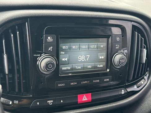 Used 2017 RAM ProMaster City Tradesman w/ Rear Back-up Camera Group FWD image 18