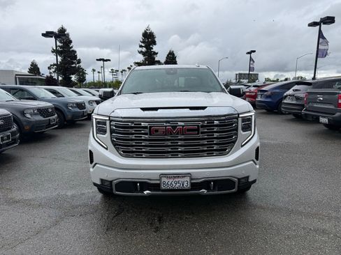 Used 2023 GMC Sierra 1500 Denali w/ Denali Reserve Package image 3