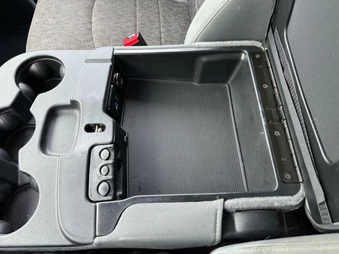 Used 2016 RAM 1500 Big Horn image 24