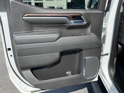 Used 2023 GMC Sierra 1500 Elevation AWD/4WD image 16