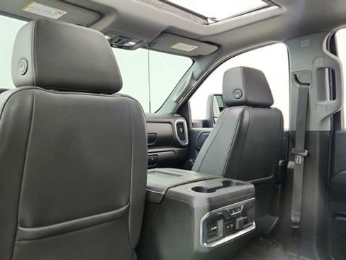 Used 2020 GMC Sierra 3500 Denali w/ Denali Ultimate Package image 31