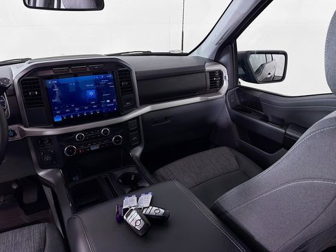 Used 2022 Ford F150 XLT w/ Equipment Group 302A High image 25