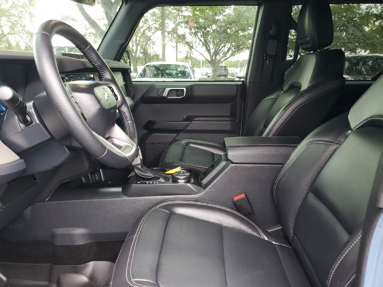 Used 2025 Ford Bronco Outer Banks AWD/4WD image 17