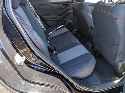 Used 2023 Subaru Crosstrek 2.0i Premium image 32