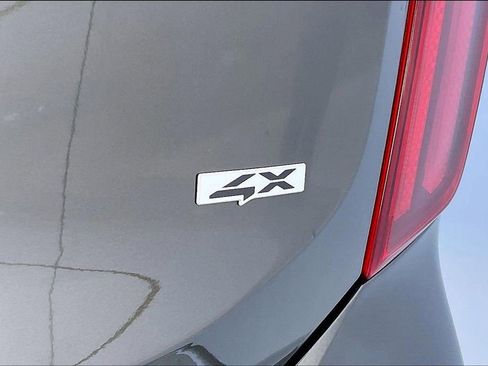 Used 2025 Kia Telluride S AWD/4WD image 8