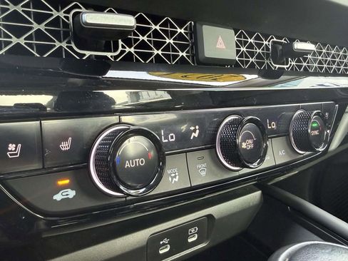 Used 2024 Honda Accord Touring image 16