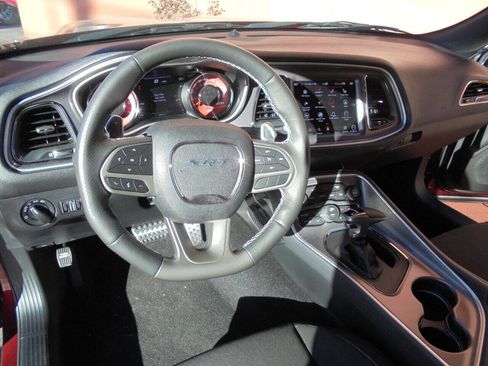 Used 2020 Dodge Challenger SRT Hellcat image 17