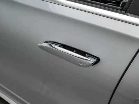 Used 2022 Mercedes-Benz S 580 4MATIC Sedan w/ AMG Line Package image 41