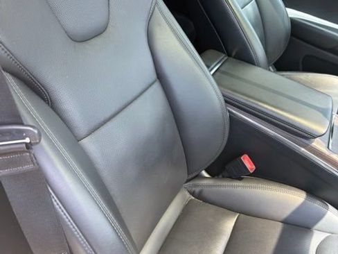 Used 2022 Tesla Model X AWD/4WD image 11