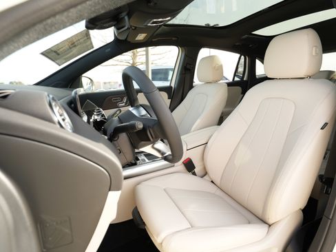 New 2026 Mercedes-Benz GLA 250 image 37