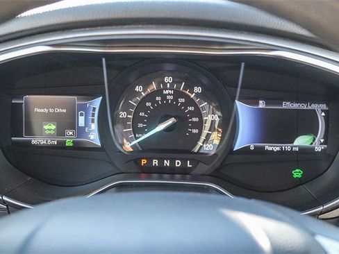 Used 2018 Ford Fusion S image 31